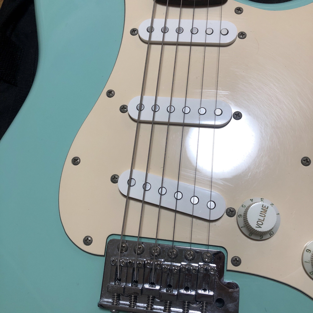 SQUIER(スクワイア)のSquier ストラト エレキギター サーフグリーン 水色 楽器のギター(エレキギター)の商品写真