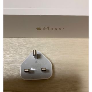 アイフォーン(iPhone)の新品 純正アダプター iPhone BFタイプ(変圧器/アダプター)