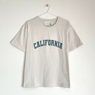 シューラルー(SHOO・LA・RUE)のシューラルー　Tシャツ ベージュ　接触冷感(Tシャツ(半袖/袖なし))