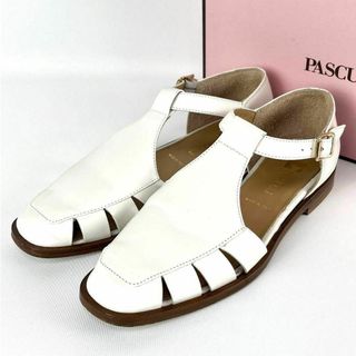 イエナ(IENA)の極美品 PASCUCCI パスクッチ グルカサンダル ホワイト 36(サンダル)