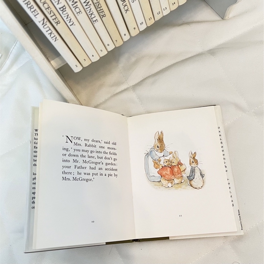ピーターラビット 全23巻 洋書 専用ラック付き