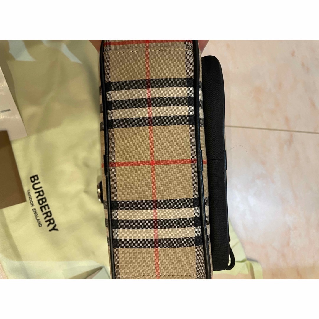 BURBERRY(バーバリー)のBurberryショルダーバック メンズのバッグ(メッセンジャーバッグ)の商品写真