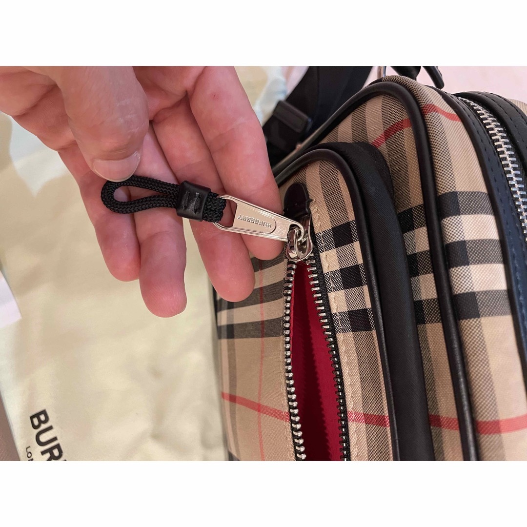 BURBERRY(バーバリー)のBurberryショルダーバック メンズのバッグ(メッセンジャーバッグ)の商品写真