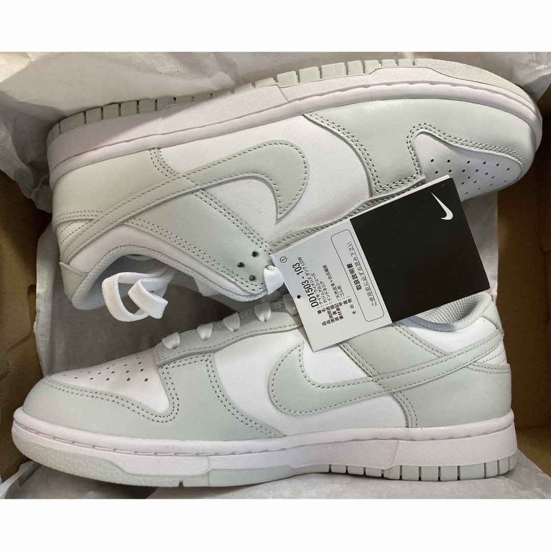 NIKE(ナイキ)のNIKE WMNS Dunk Low フォトンダスト  25cm レディースの靴/シューズ(スニーカー)の商品写真