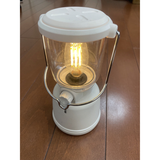 ムジルシリョウヒン(MUJI (無印良品))の無印良品　ランタン  電球のライトが暖かみ(ライト/ランタン)
