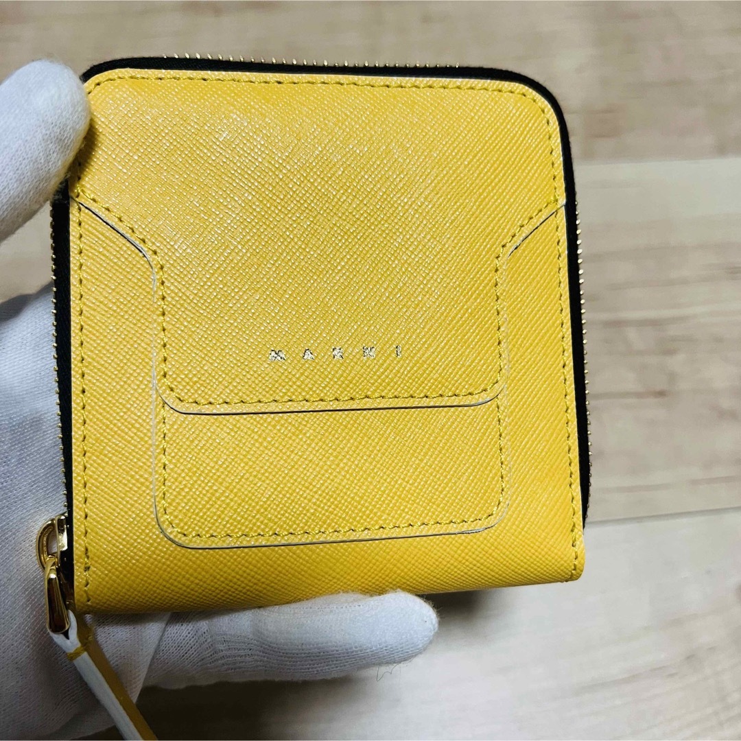 新品MARNI マルニ ファスナー半財布 レディース