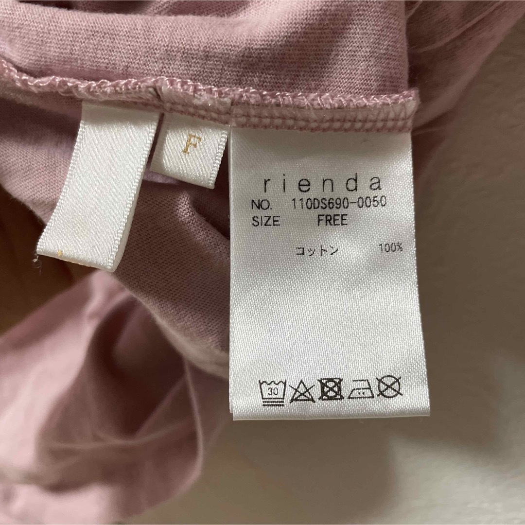 rienda(リエンダ)のrienda リエンダ 2Way箔ロゴTee-R  レディースのトップス(Tシャツ(半袖/袖なし))の商品写真