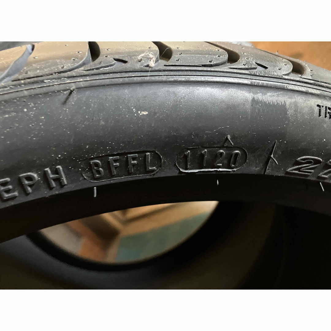 新品未使用‼️タイヤ　275/30R19インチホイール用　2020年製タイヤ