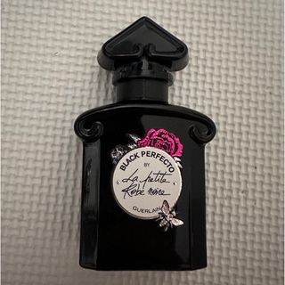 ゲラン(GUERLAIN)のゲラン ラ プティット ローブ ノワール ブラックパーフェクト フローラ(香水(女性用))