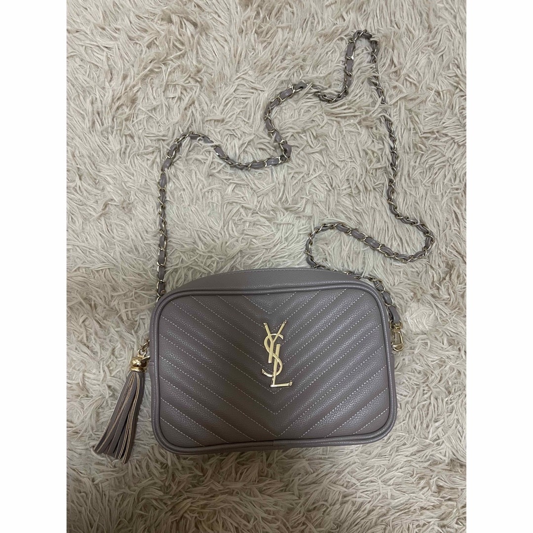 Yves Saint Laurent(イヴサンローラン)のイブサンローランショルダーバッグ レディースのバッグ(ショルダーバッグ)の商品写真