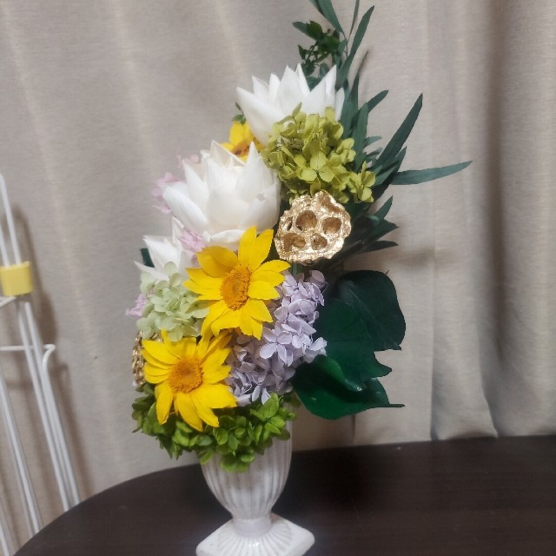 特選仏花 花瓶付き 特大 向日葵 蓮の花 造花無し プリザーブドフラワー