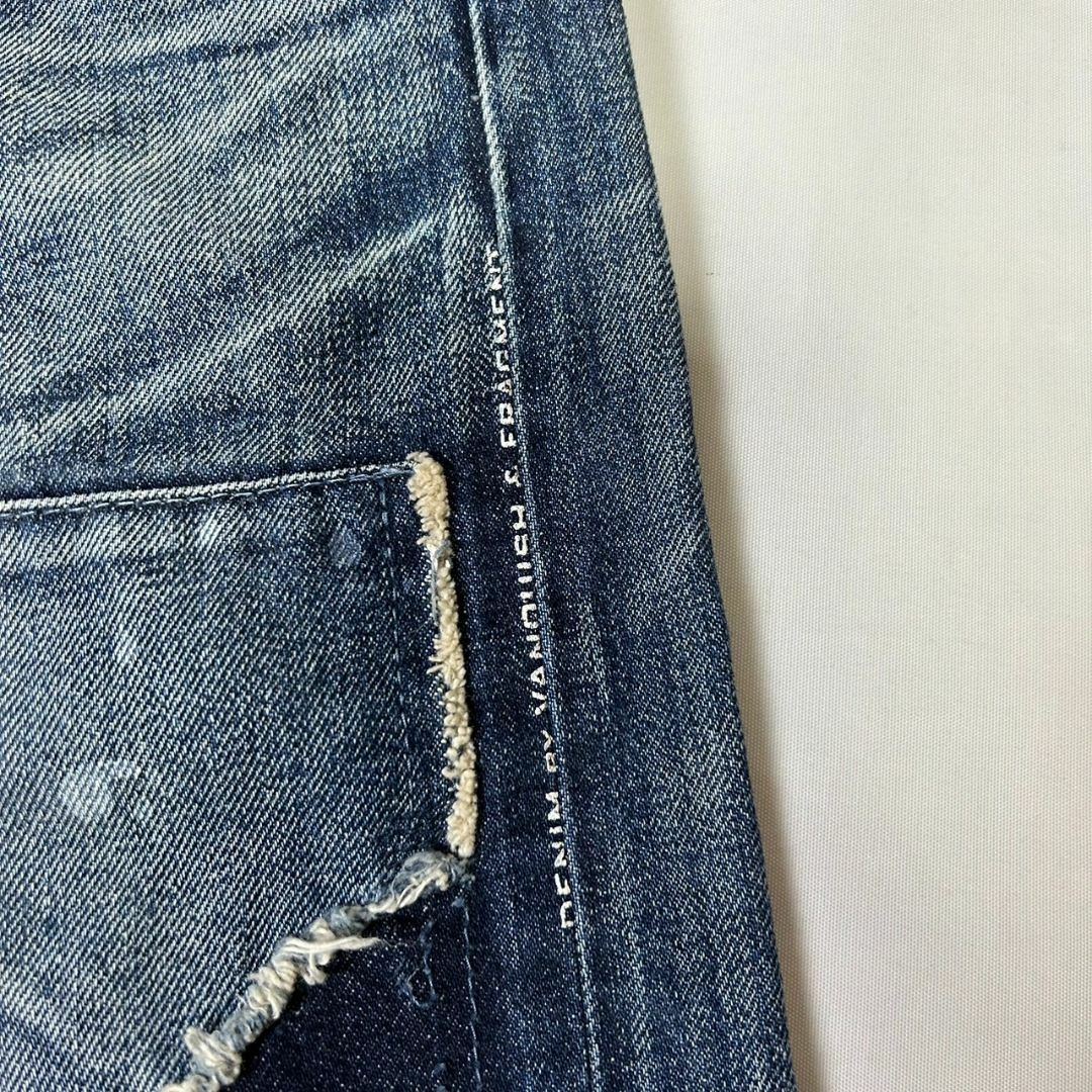 DENIM BY VANQUISH & FRAGMENT - VANQUISH FRAGMENT ダメージ DENIM BY VANQUISH & FRAGMENT - VANQUISH FRAGMENT ダメージ