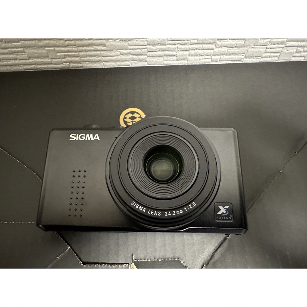 SIGMA(シグマ)の美品SIGMA DP2x スマホ/家電/カメラのカメラ(コンパクトデジタルカメラ)の商品写真