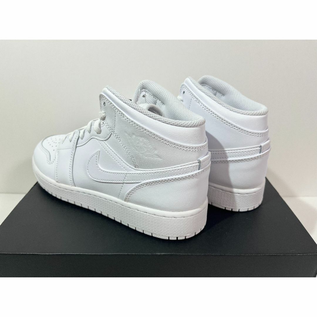 NIKE - 【新品】23.5cm NIKE AIRJORDAN1 MID トリプルホワイトの通販 ...