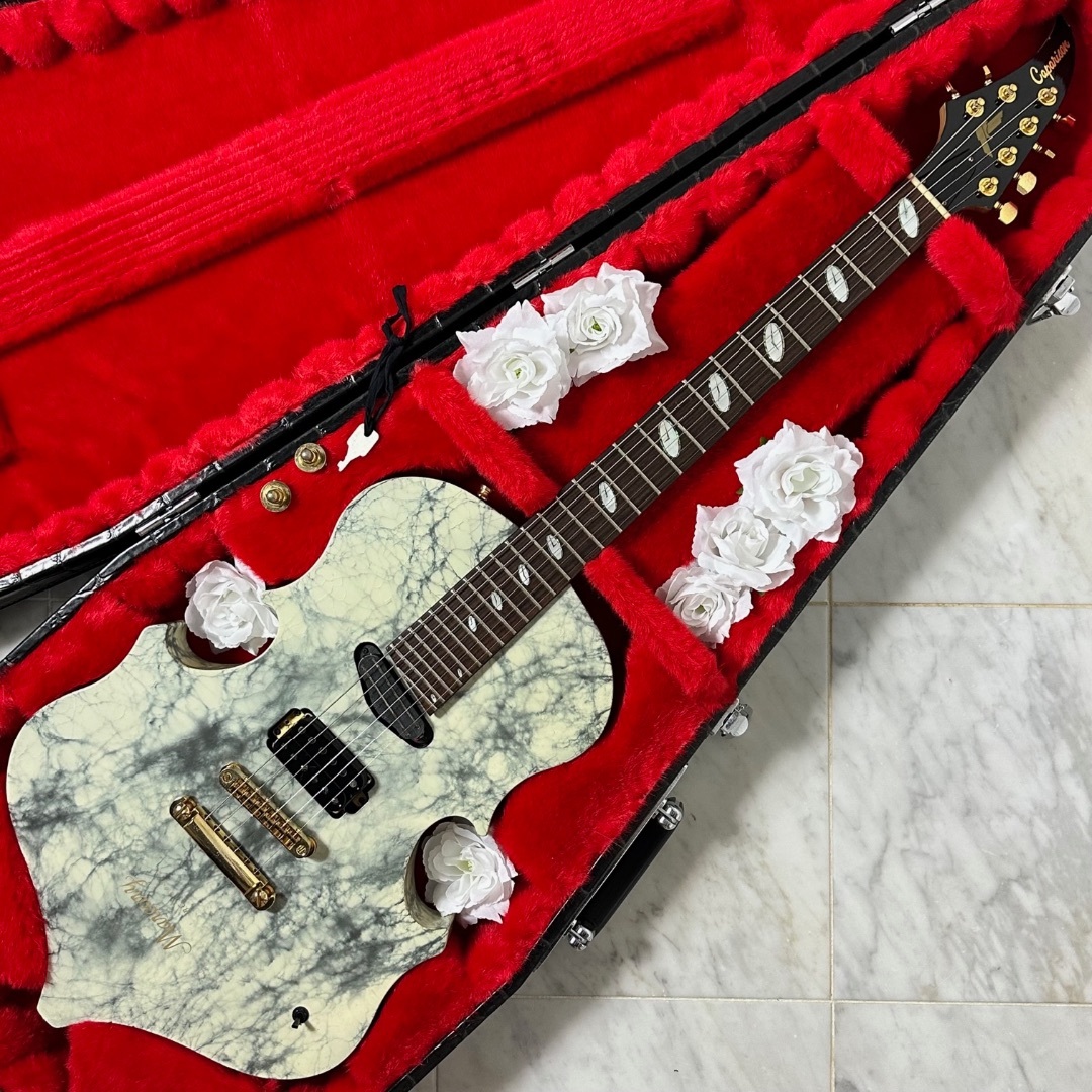 超希少 100本限定 Caparison Marcury Gackt モデル  楽器のギター(エレキギター)の商品写真
