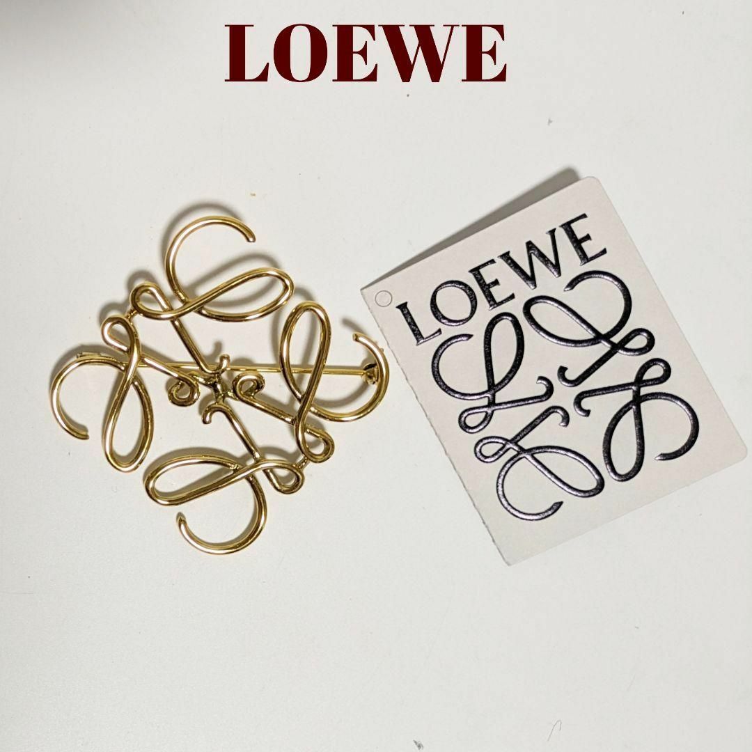未使用に近い】LOEWEロエベ アナグラム ブローチ ゴールド-
