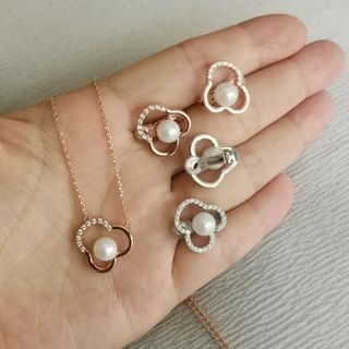 人工パール＆人工ダイヤモンド　イヤリング　ピアス(イヤリング)