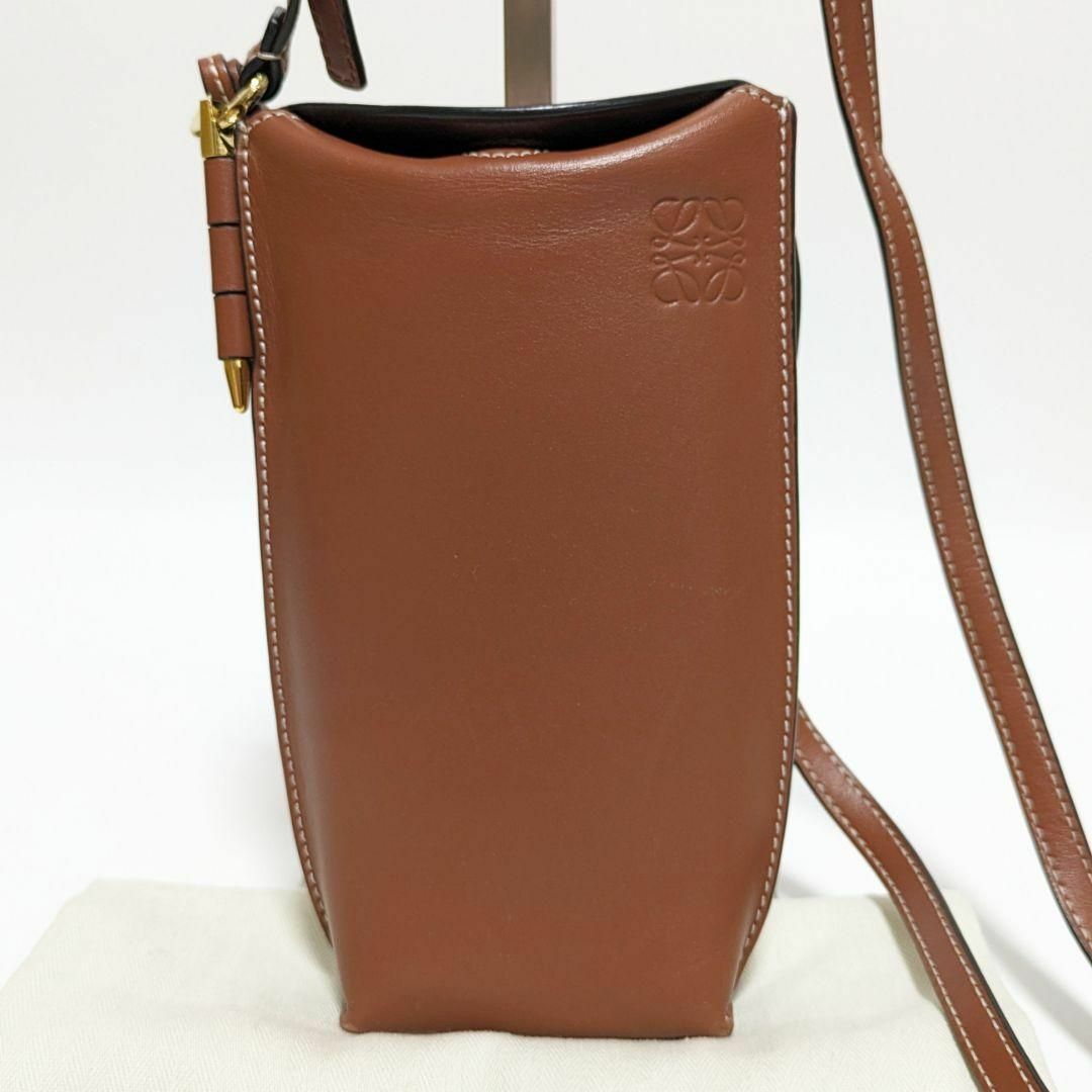 【美品】LOEWEロエベ　ゲートポケット　タン