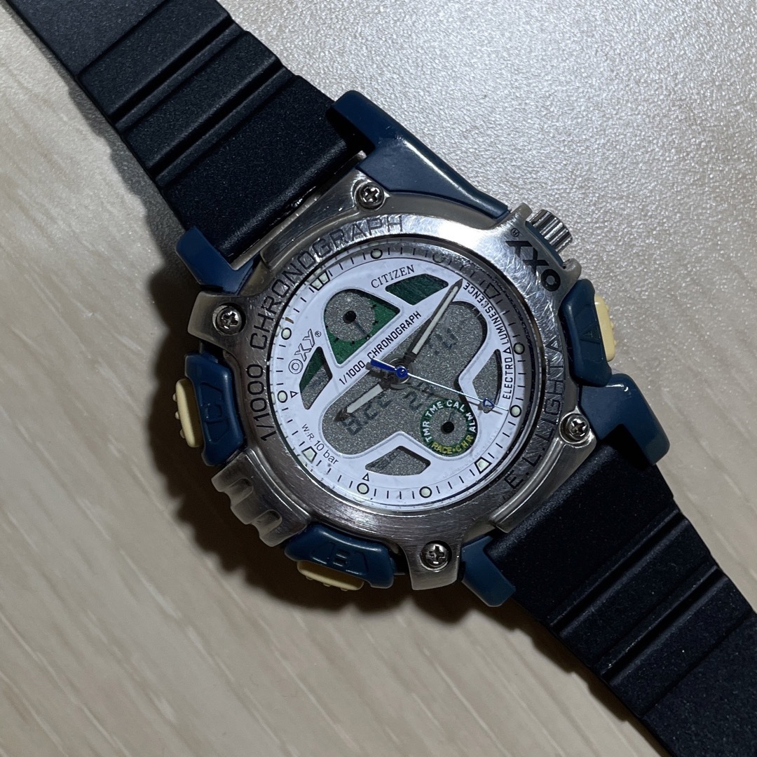CITIZEN OXY analog-digital 腕時計
