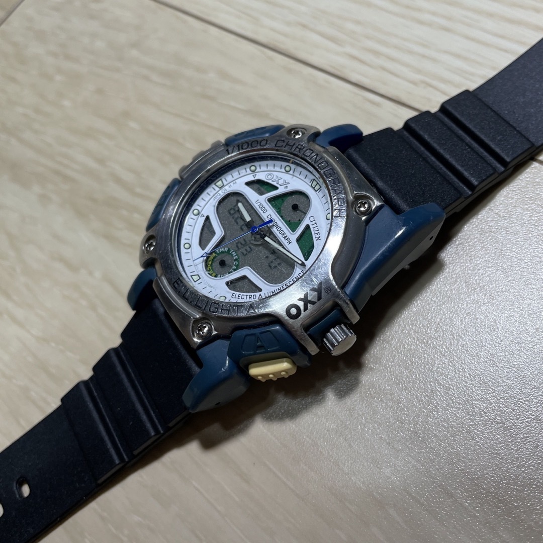 CITIZEN OXY analog-digital 腕時計