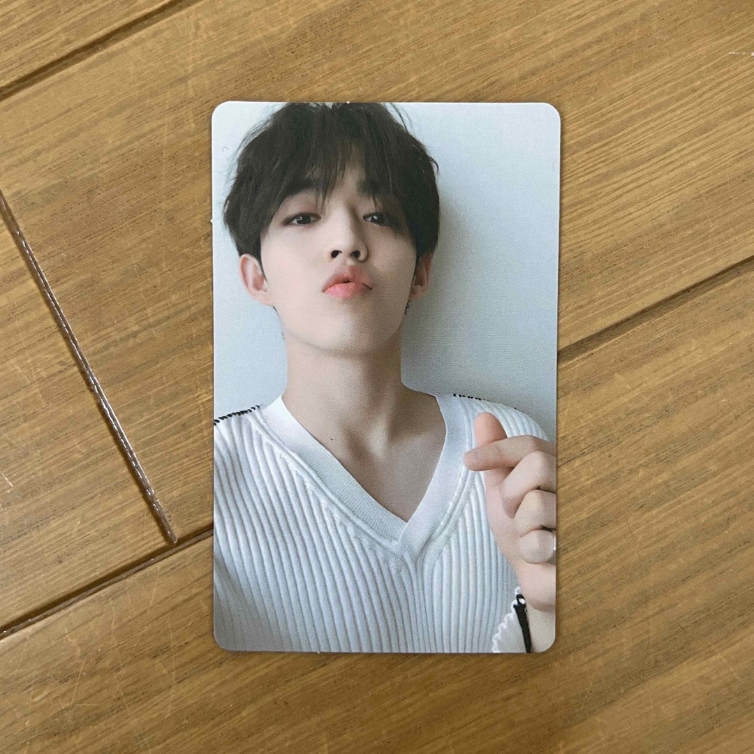 新品未使用】SEVENTEEN YMMD トレカ エスクプス-