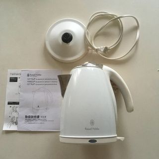 中古電気ケトル　Russell Hobbs スタイルホワイト 13776JP(その他)