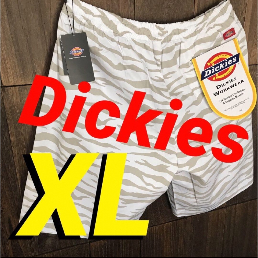 Dickies(ディッキーズ)のDickies✨ホワイトゼブラ柄✨ハーフパンツ✨メンズ XL 新品 メンズのパンツ(ショートパンツ)の商品写真