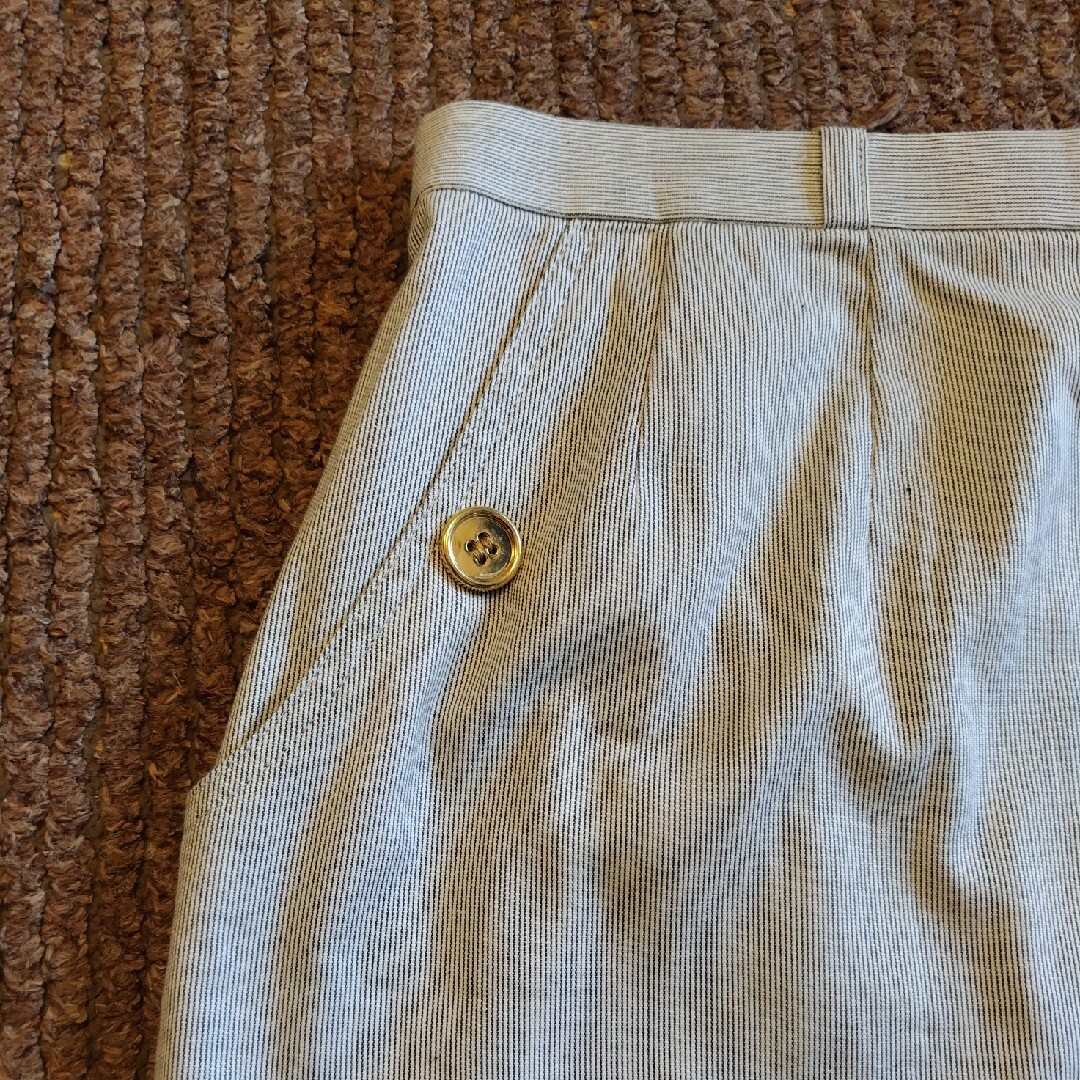 leilian(レリアン)のレリアン/Leilian/13号/濃紺と白のストライプスカート/夏用 レディースのスカート(ひざ丈スカート)の商品写真