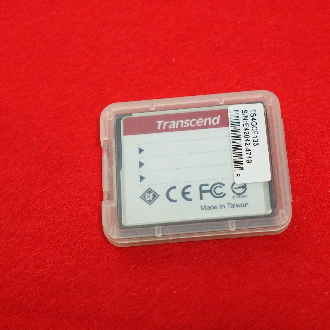 Transcend(トランセンド)のCF 4GB コンパクトフラッシュ美品 スマホ/家電/カメラのPC/タブレット(PC周辺機器)の商品写真