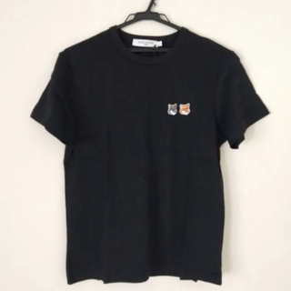 メゾンキツネ(MAISON KITSUNE')のMAISON　KITSUNE メゾンキツネ　Tシャツ　黒T　ワンポイント(Tシャツ(半袖/袖なし))