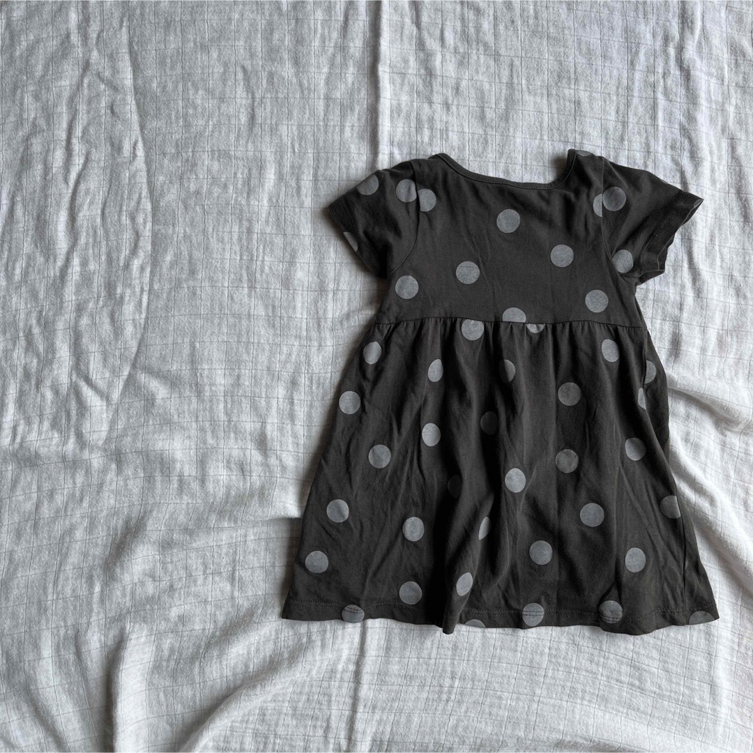 H&M 水玉柄　ドットワンピース　韓国こども服風　半袖ワンピース　80 キッズ/ベビー/マタニティのベビー服(~85cm)(ワンピース)の商品写真
