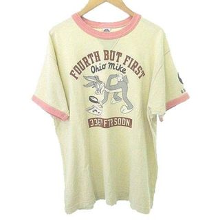 トイズマッコイ(TOYS McCOY)のトイズマッコイ バックスバニー Tシャツ カットソー Ｌ ベージュ×ピンク(Tシャツ/カットソー(半袖/袖なし))