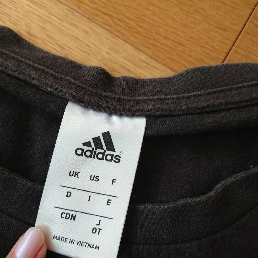 adidas(アディダス)の❤️値下げ8/28(月)❤️アディダス Tシャツ レディースのトップス(Tシャツ(半袖/袖なし))の商品写真