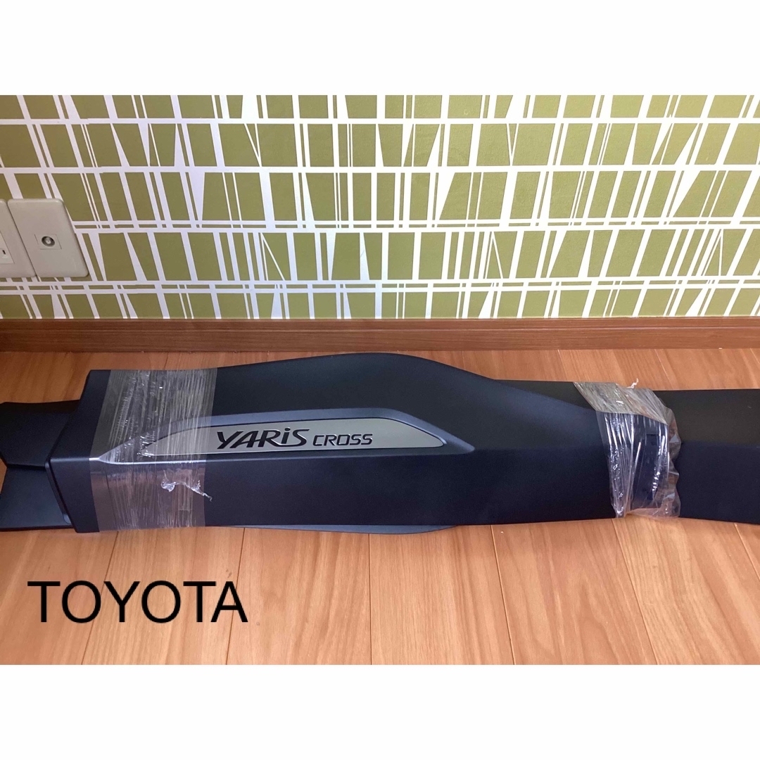 トヨタ TOYOTA 純正 YARiS cross ヤリスクロスの通販 by ティー's shop｜トヨタならラクマ