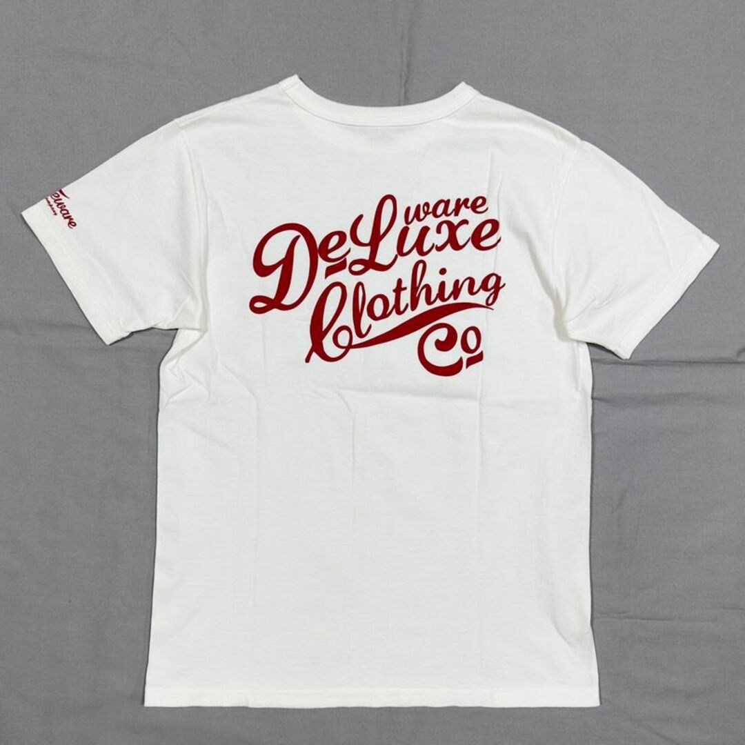 DELUXEWARE(デラックスウエア)のDELUXE WARE デラックスウエア ロゴ Tシャツ XLサイズ 白 メンズのトップス(Tシャツ/カットソー(半袖/袖なし))の商品写真