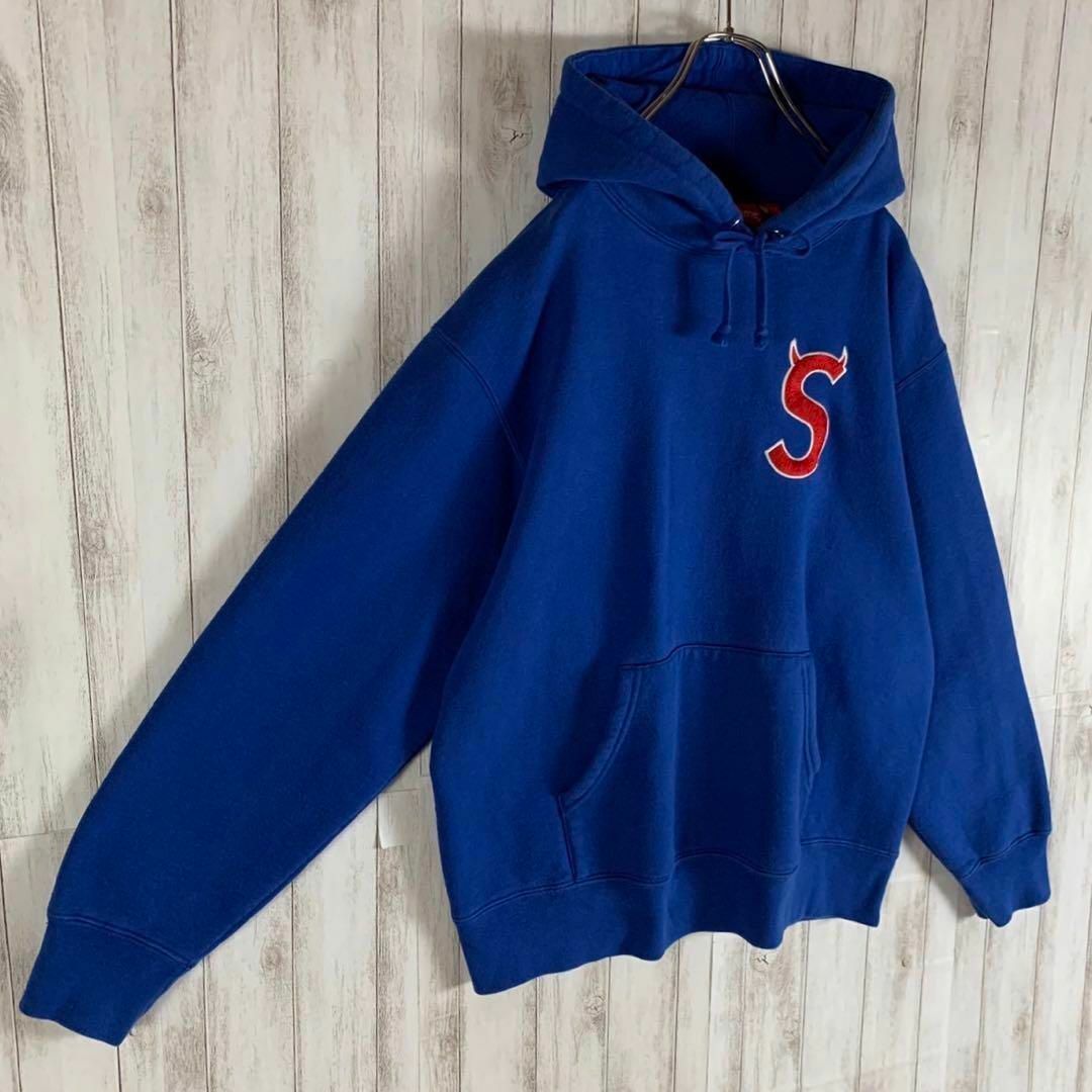 [人気❗️] 極美品　Supreme  L  ロゴ  ツノパーカー  堀米雄斗　黒