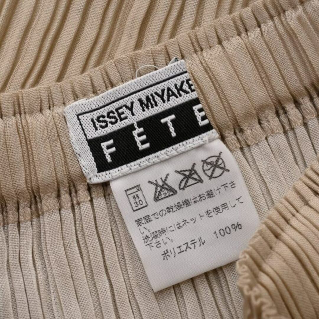 ISSEY MIYAKE(イッセイミヤケ)のISSEY MIYAKE PO プリーツ スカート レディースのスカート(ひざ丈スカート)の商品写真