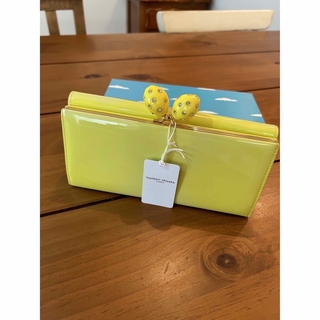 ツモリチサト(TSUMORI CHISATO)のツモリチサトのエナメル長財布レモン色　美品箱付き(財布)