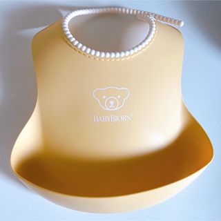 ベビービョルン(BABYBJORN)のベビービョルン 未使用 ソフトスタイ　離乳食(お食事エプロン)