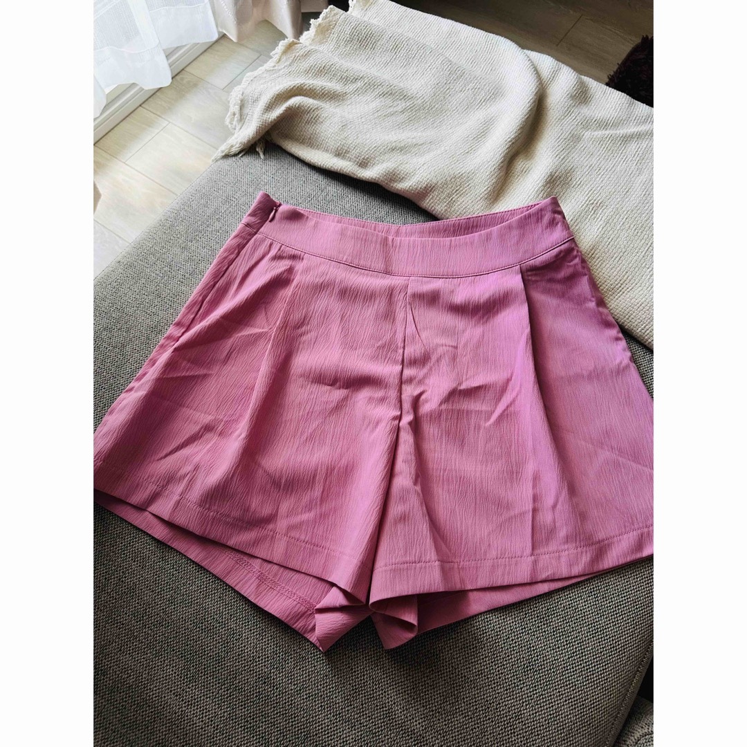 ZARA(ザラ)の可愛い ピンク ショートパンツ Zara系 レディースのパンツ(ショートパンツ)の商品写真