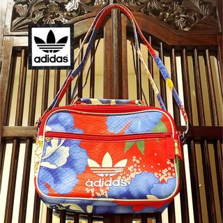 アディダス(adidas)のアディダス ファーム コラボ 花柄 ショルダーバッグ ハンドバッグ ジャージ(ショルダーバッグ)