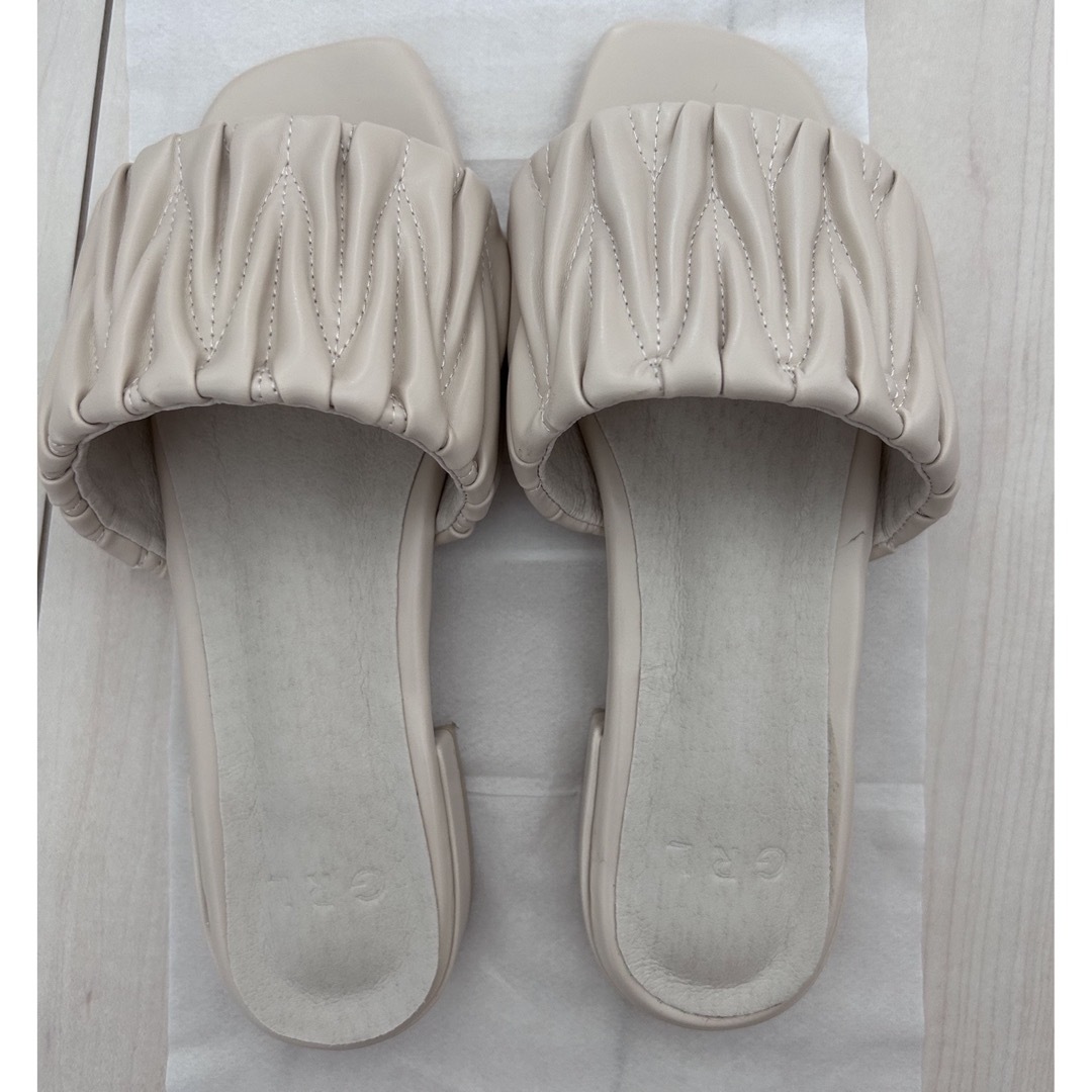 GRL(グレイル)のキルティングレザーローヒールミュールサンダル レディースの靴/シューズ(サンダル)の商品写真