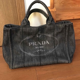 プラダ トートバッグの通販 10,000点以上 | PRADAを買うならラクマ
