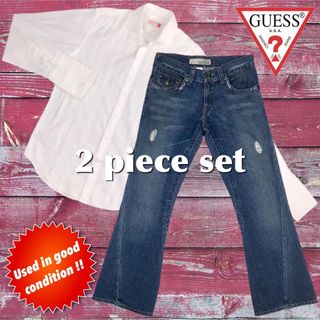 ゲス(GUESS)のGUESS美品☆柄刺繍ホワイトシャツ+２色ステッチブーツカットデニム ２点セット(その他)