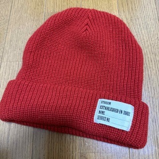 赤　ニット帽　ニットキャップ　シンプル(ニット帽/ビーニー)