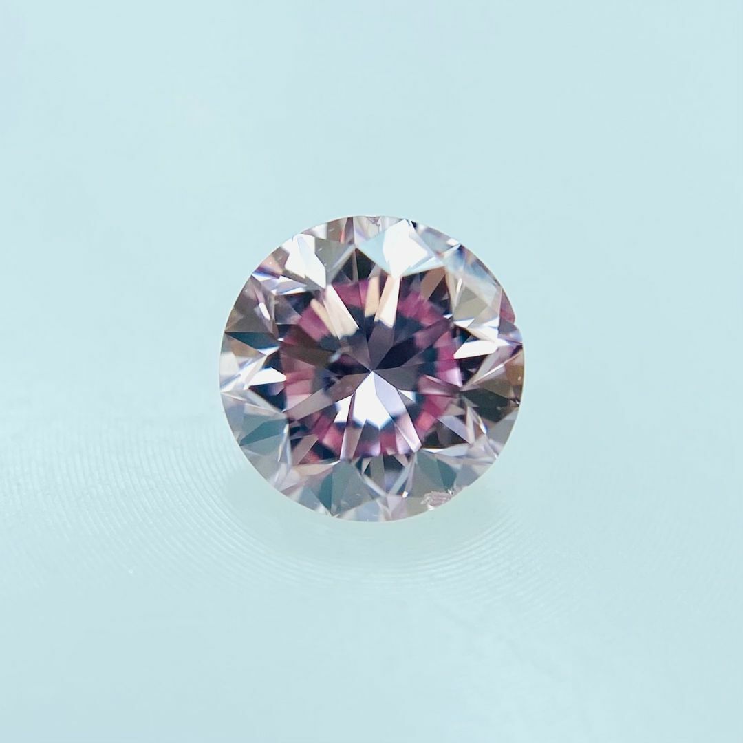 FANCY PINK 0.330ct RD/RT2249/GIA/CGL レディースのアクセサリー(その他)の商品写真