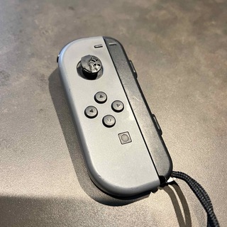 ニンテンドースイッチ(Nintendo Switch)の任天堂　Switch Joy-Con ジョイコン　グレー　左　1(携帯用ゲーム機本体)