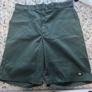 ディッキーズ(Dickies)のdickies デッキーズ　loose fit ルーズフィット(ショートパンツ)