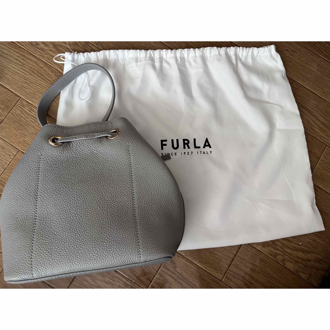 FURLA グレー バッグ 1