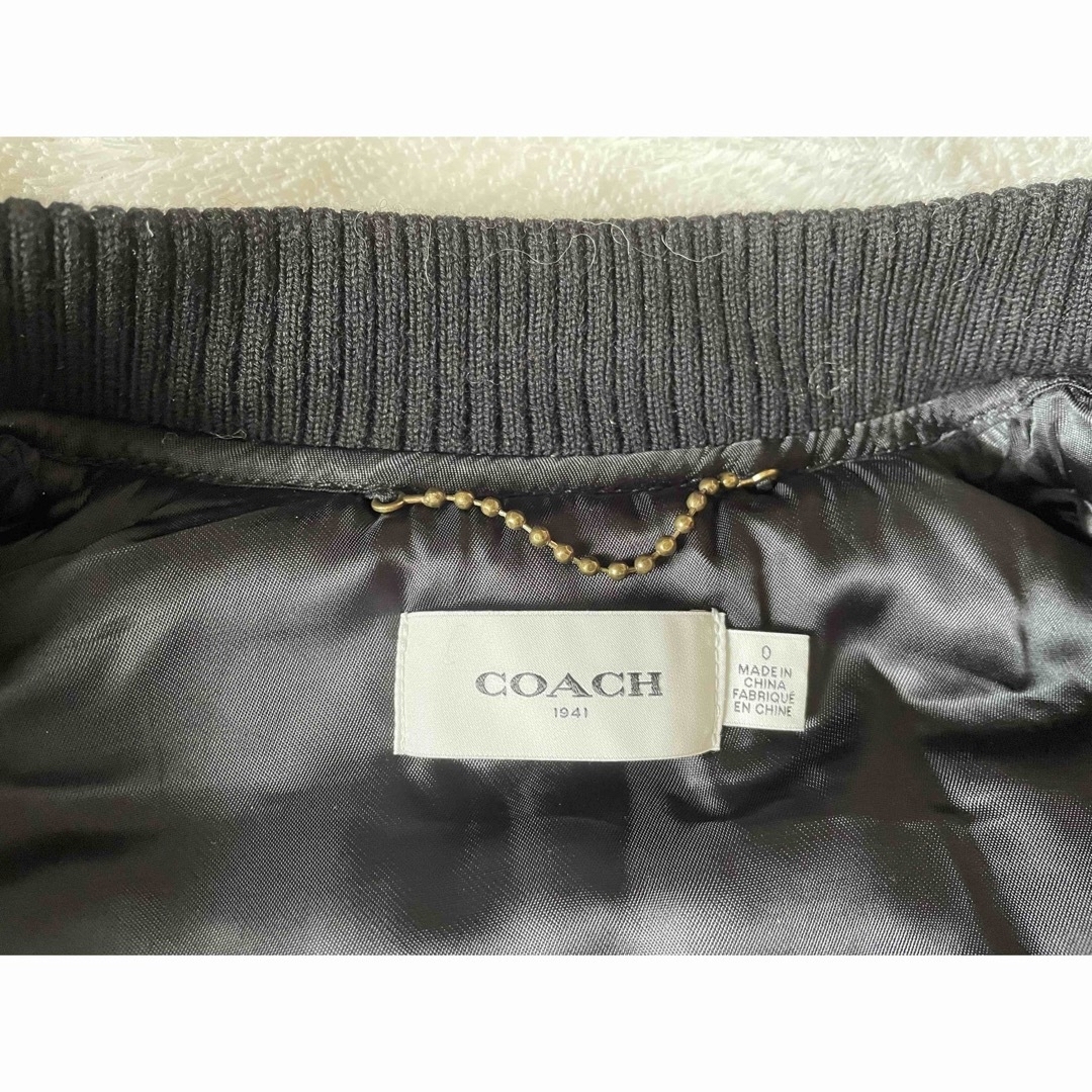 COACH(コーチ)のCOACH  レザースタジャン　赤 レディースのジャケット/アウター(スタジャン)の商品写真